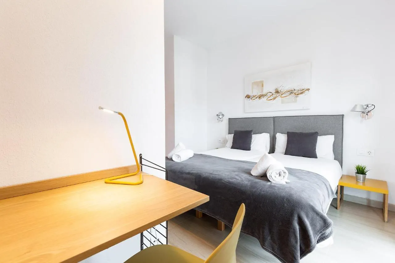 Stay U-Nique Apartments Sant Antoni II Barselona
